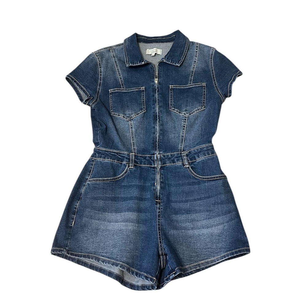 Love Tree Denium Romper Size Small